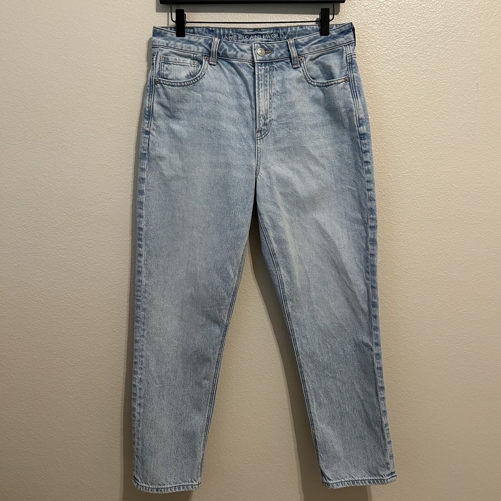 American Eagle Mom Jeans Women's Size 8 Short Faded Blue High-Rise Stretch